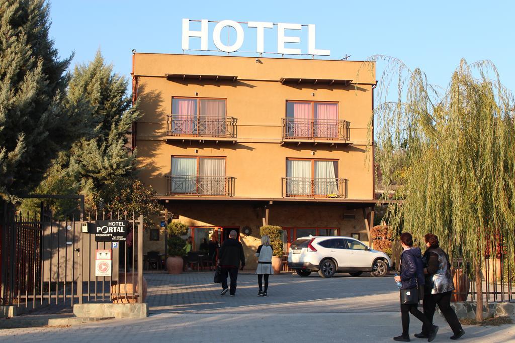 Hotel Portal Скопье Экстерьер фото